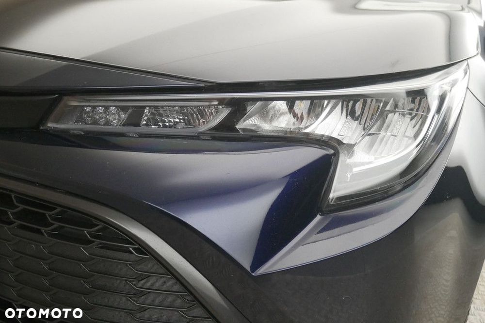 Toyota Corolla - 13