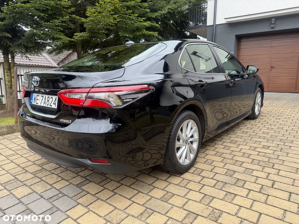 Toyota Camry - 15