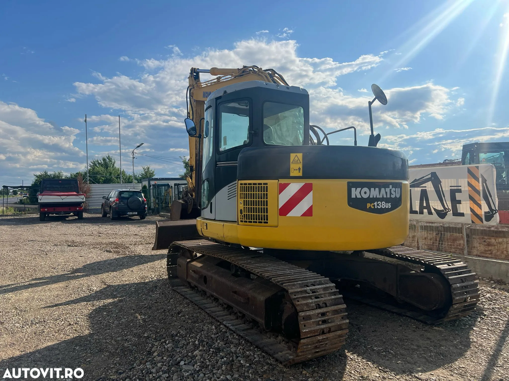 Komatsu PC138us - 3