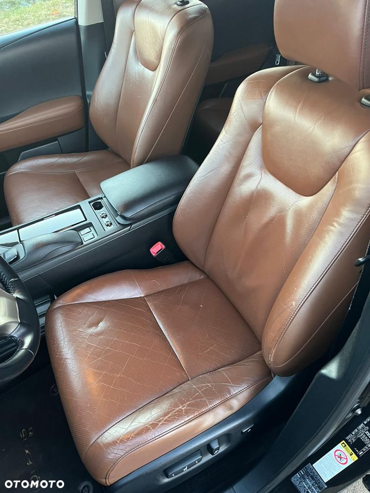 Lexus RX - 12