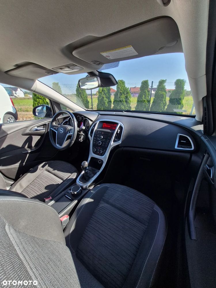 Opel Astra - 31