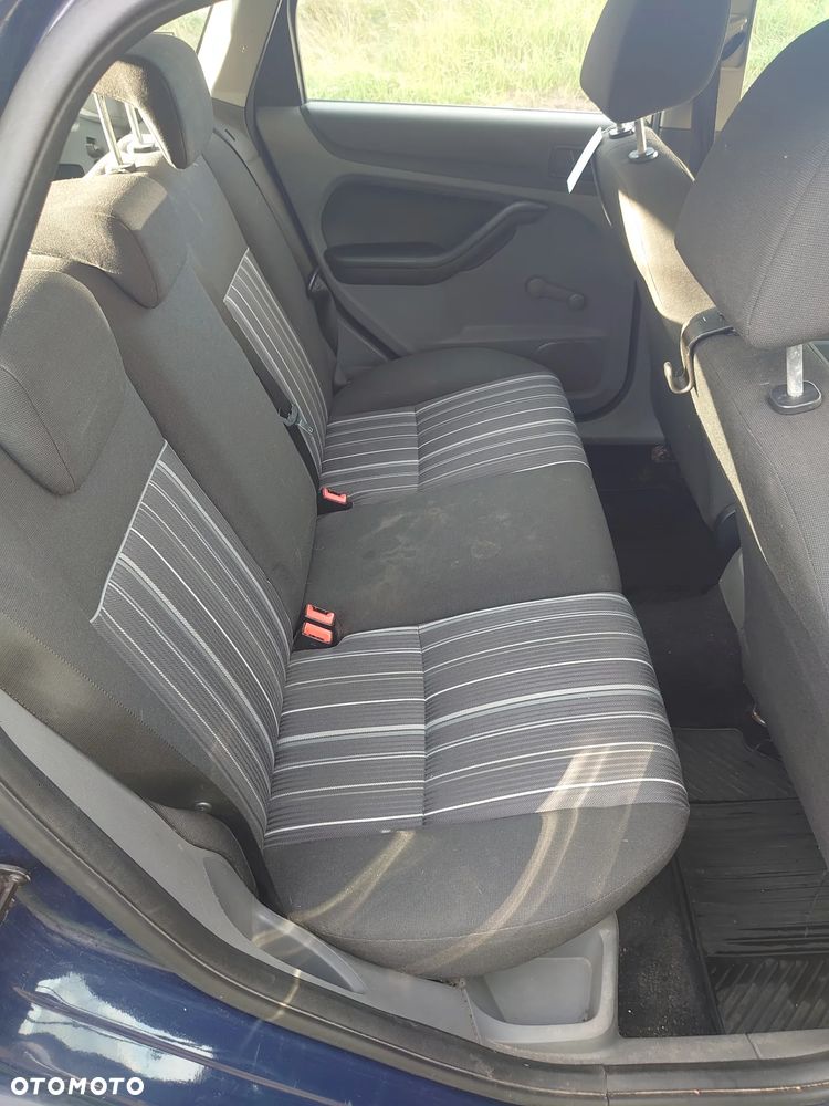 Ford Focus 1.8 TDCi Silver X - 11