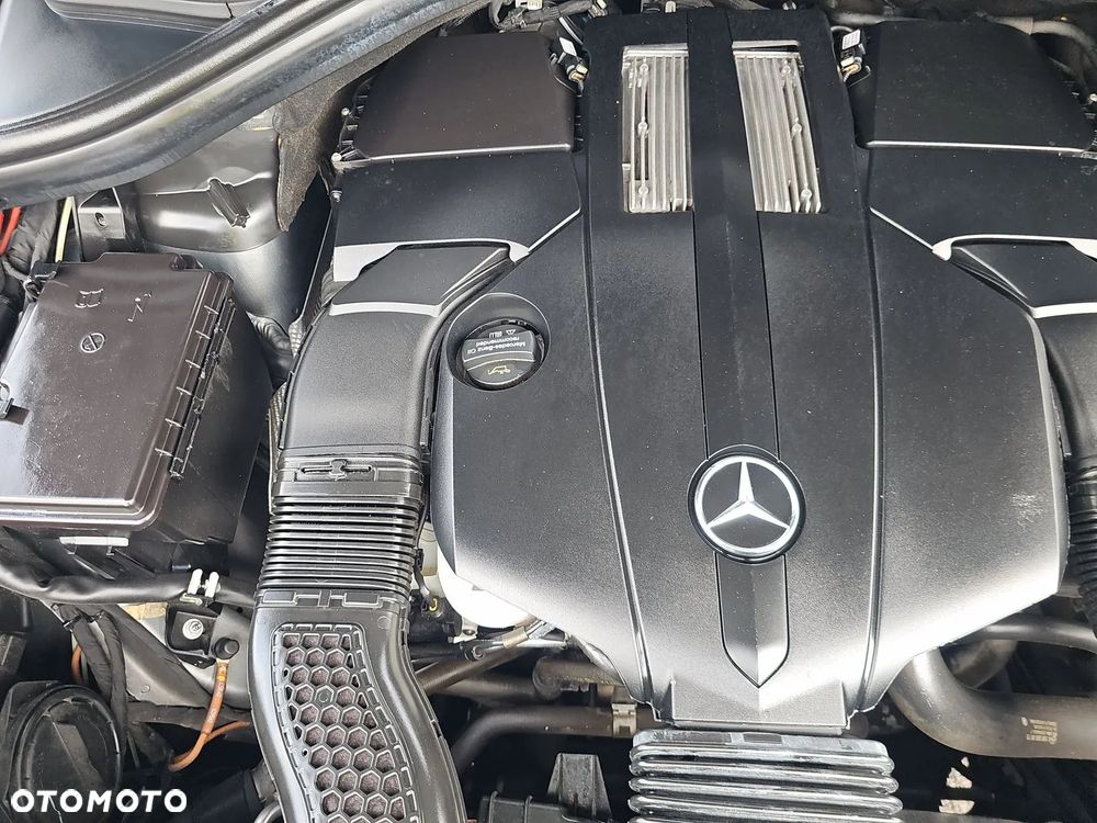 Mercedes-Benz GLS - 10