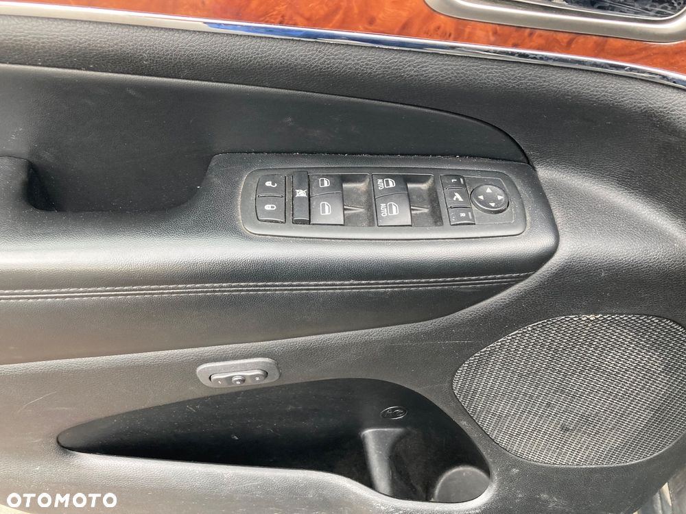 Jeep Grand Cherokee - 15