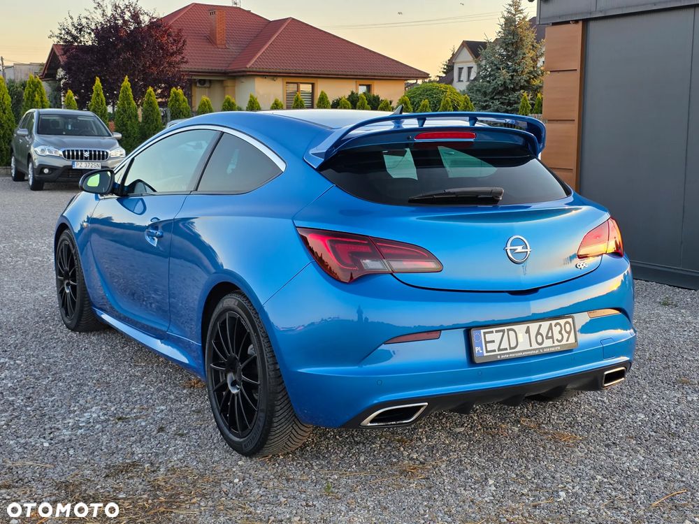 Opel Astra OPC - 9