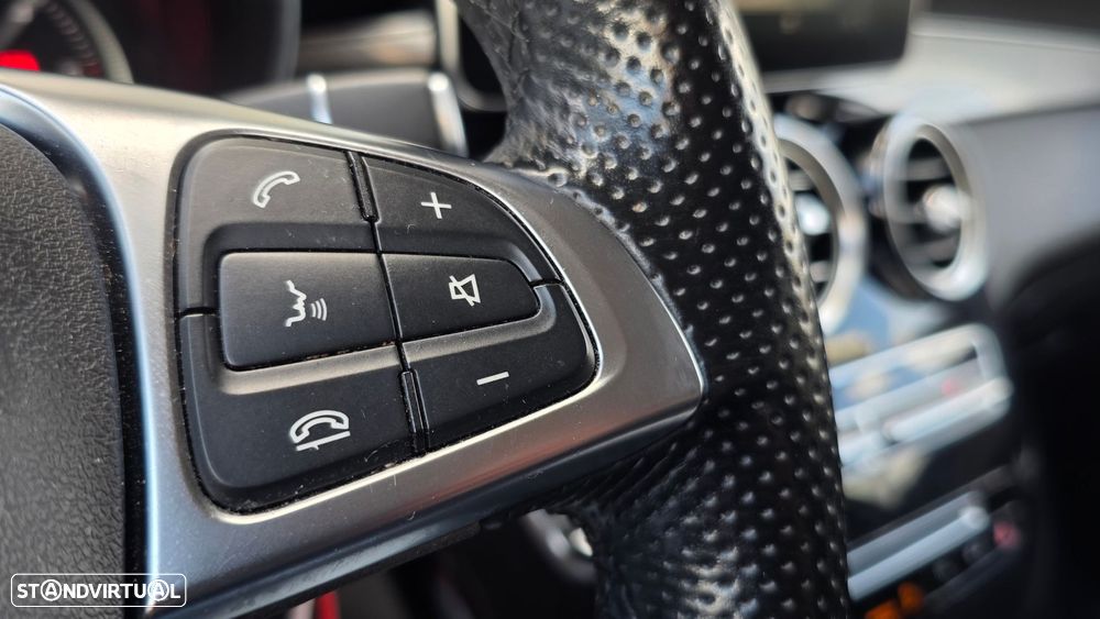 Mercedes-Benz GLC 250 d 4Matic 9G-TRONIC AMG Line - 36