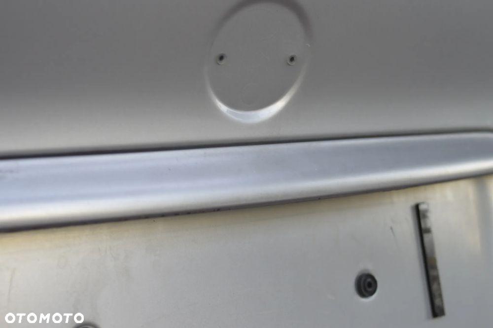BMW E46 SEDAN ORYGINALNA KLAPA BAGAŻNIKA TYŁ W KOLORZE TITANSILBER 354/7 O NR.  41 62 7 003 314 / 41 62 8 238 462 OEM W DOBRYM STANIE BEZ RDZY - 16