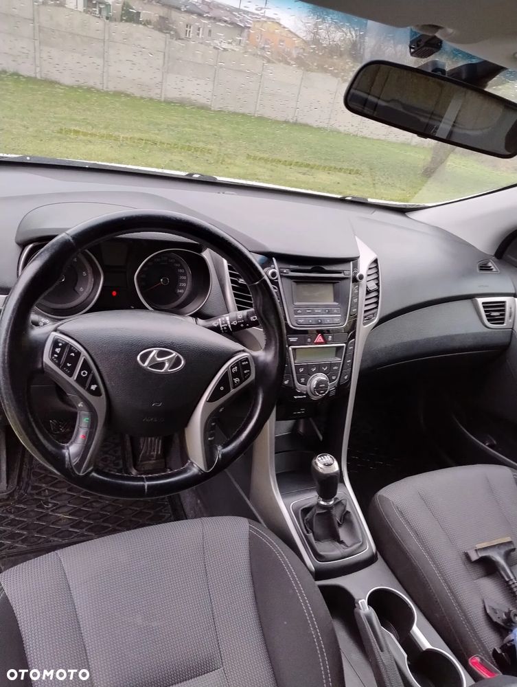 Hyundai i30 1.6 CRDi BlueDrive Comfort - 10