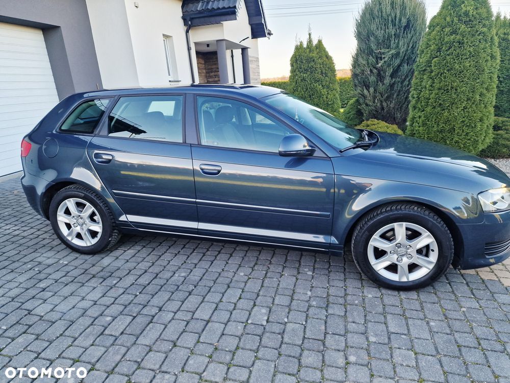 Audi A3 Sportback 1.6 Ambition - 14