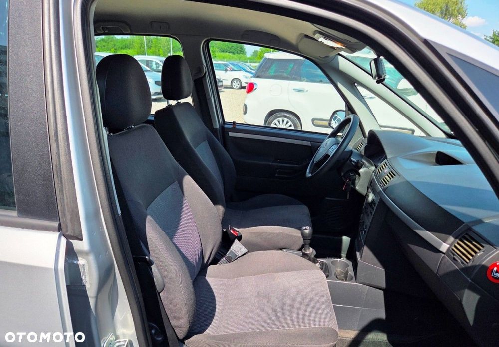 Opel Meriva - 10