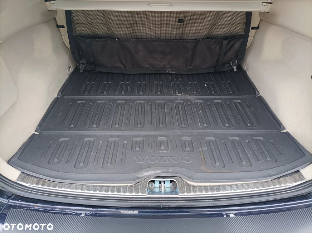 Volvo XC 60 D3 Drive-E R-Design Momentum - 6