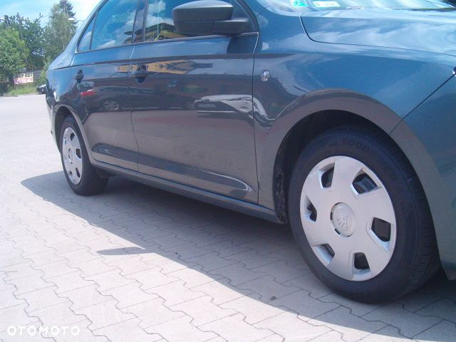 Skoda RAPID - 12