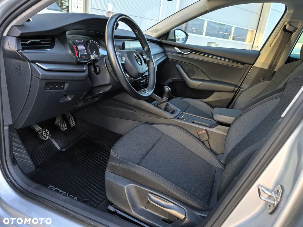 Skoda Octavia 1.5 TSI Business - 19