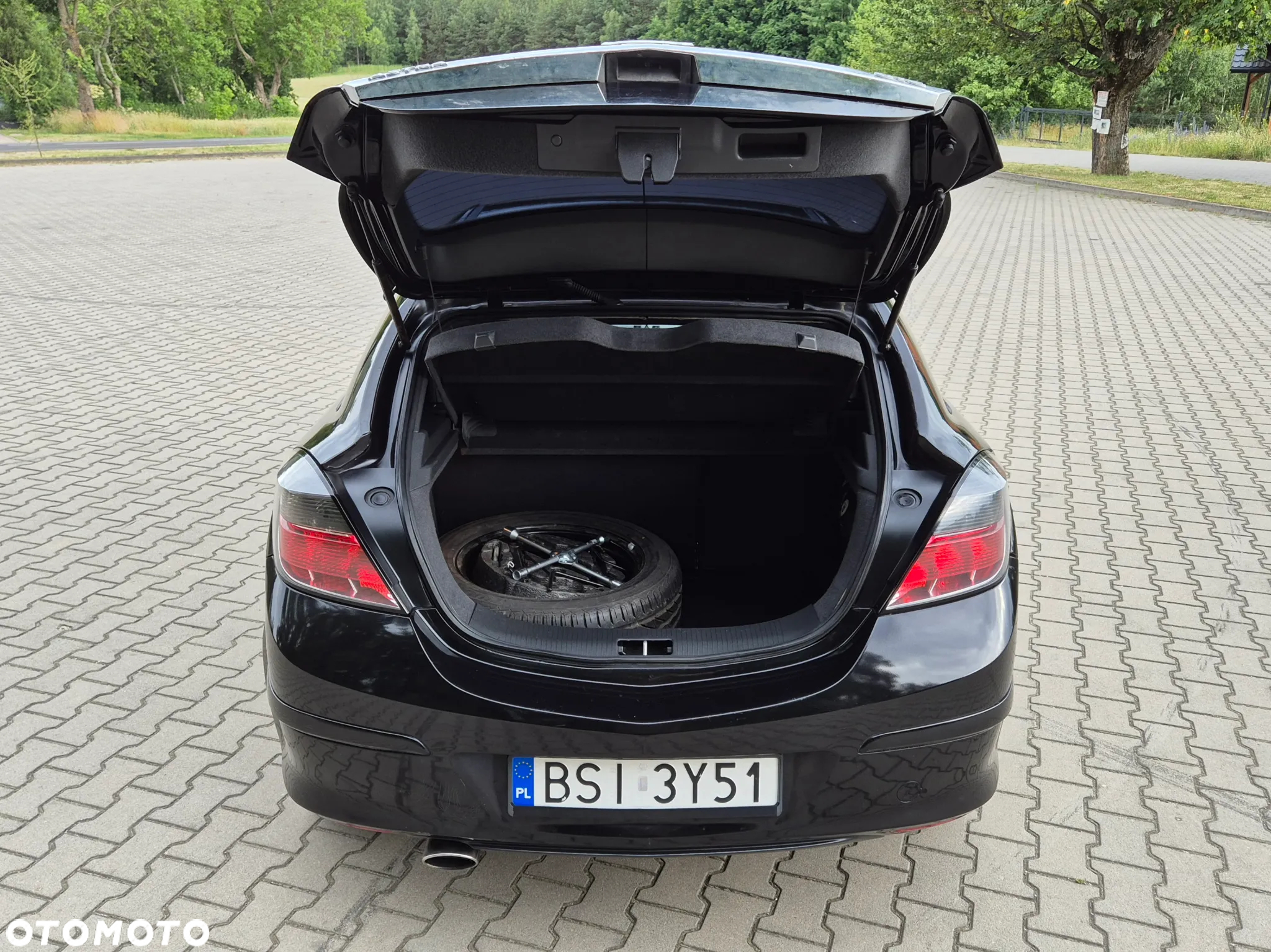 Opel Astra III GTC 1.8 Sport - 22
