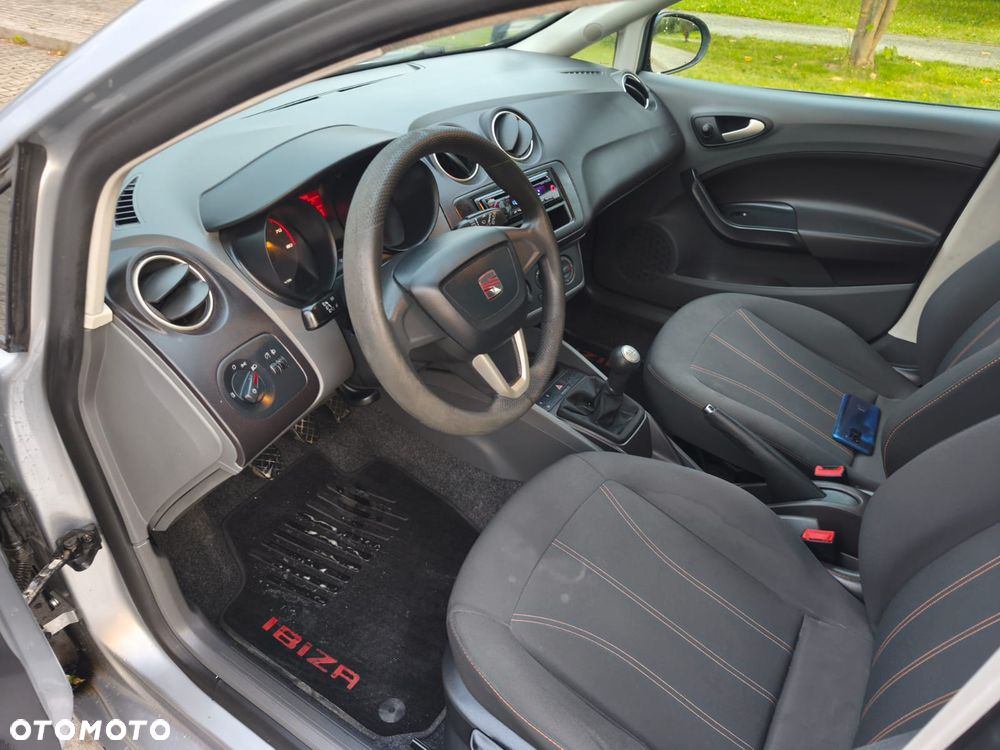 Seat Ibiza 2010 photo 5