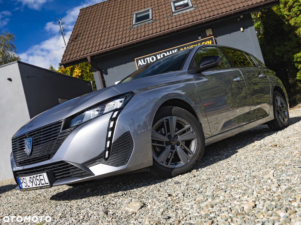 Peugeot 308 PureTech 130 GPF EAT8 Stop & Start Allure Business-Paket - 13