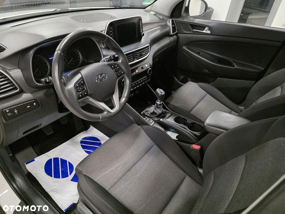 Hyundai Tucson 1.6 GDI BlueDrive Style 2WD - 13