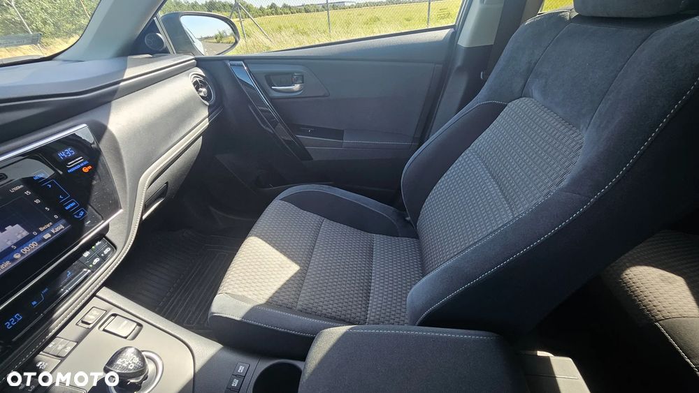 Toyota Auris - 8