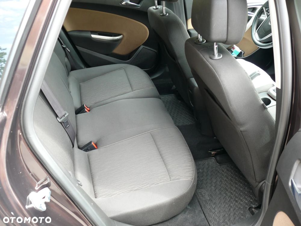 Opel Astra 1.4 T Enjoy - 16