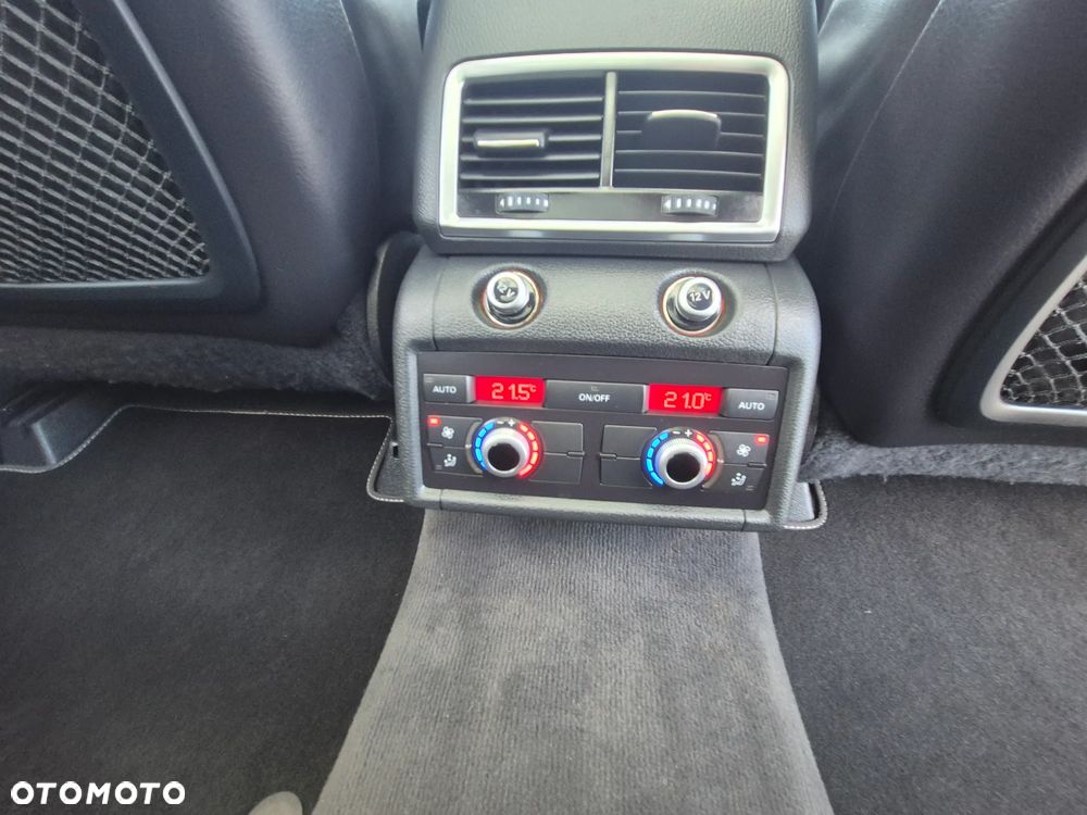 Audi Q7 - 32
