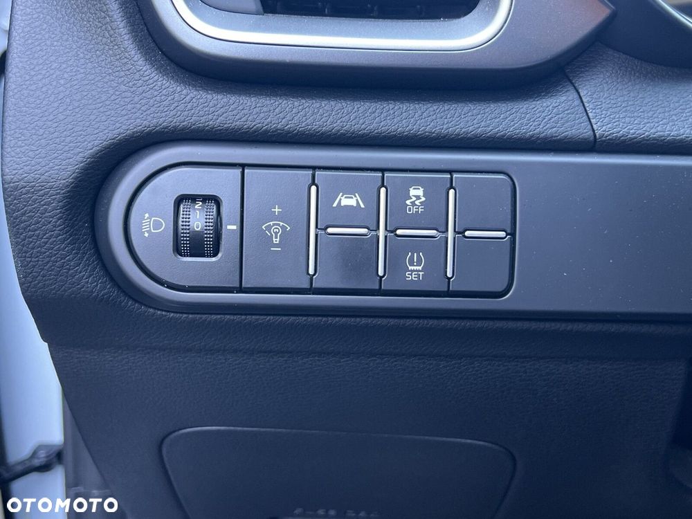 Kia XCeed - 11