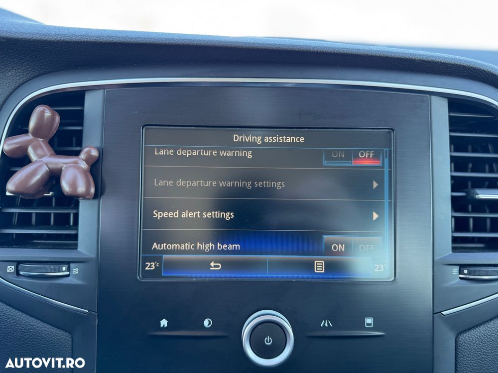 Renault Megane ENERGY TCe 100 INTENS - 9