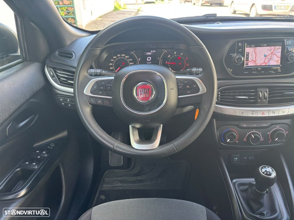 Fiat Tipo Station Wagon 1.3 M-Jet Street - 20