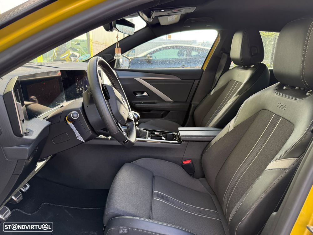 Opel Astra 1.2 T GS - 7
