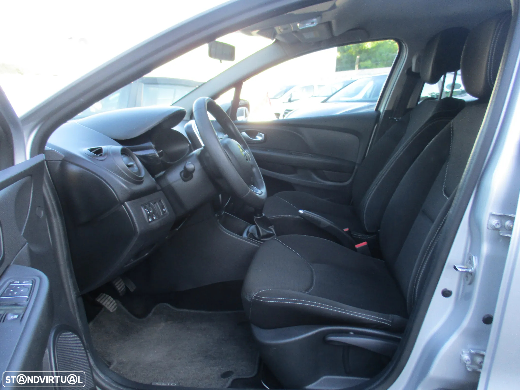 Renault Clio 1.5 dCi Confort - 20
