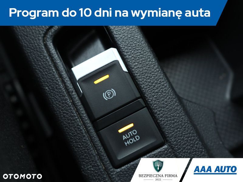 Volkswagen T-Roc - 19