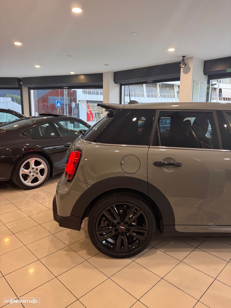 MINI 5 Portas One JCW - 12