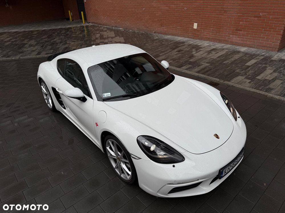 Porsche 718 Cayman - 9