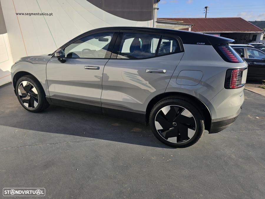 Volvo EX30 69 kWh Single Motor Extended Range Plus - 9