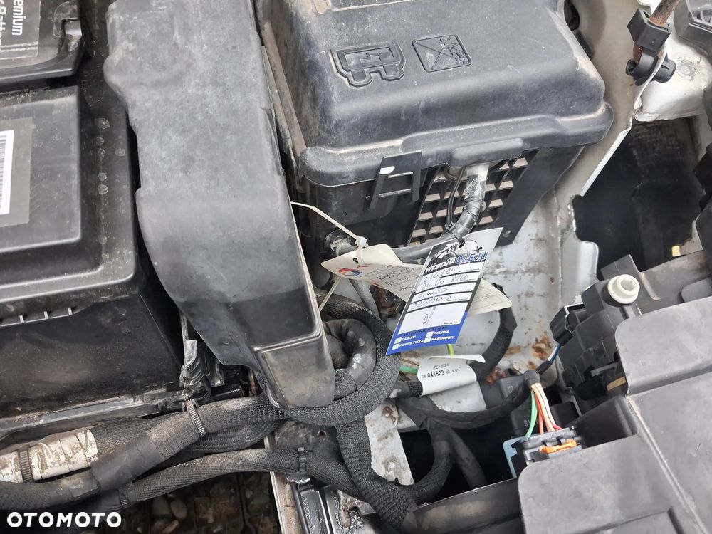 Peugeot 301 1.6 HDi Active - 5