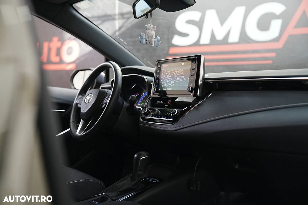 Toyota Corolla 1.8 HSD Dynamic - 17