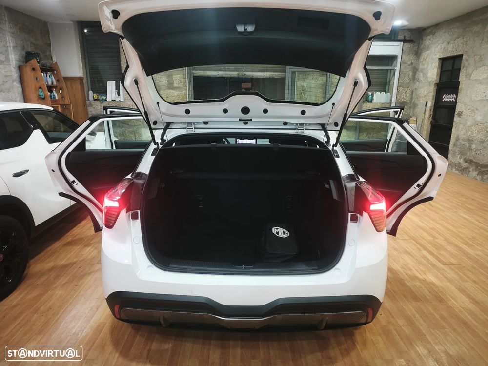 MG MG4 51 kWh Standard - 54