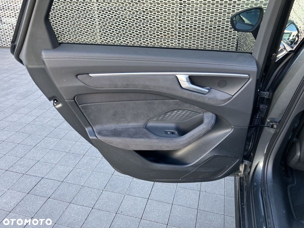Audi A6 Avant - 30