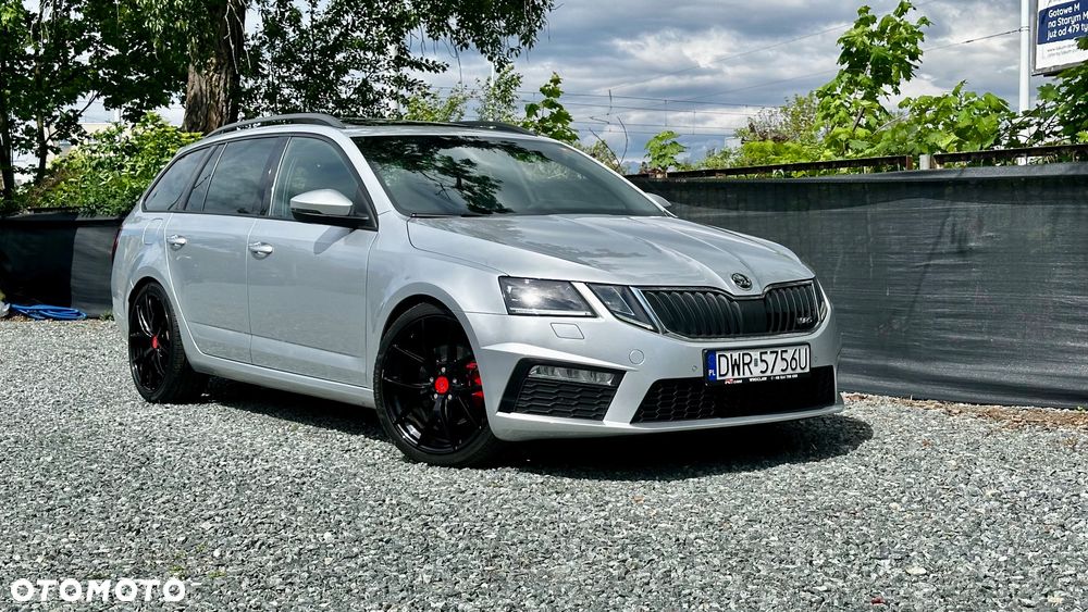 Skoda Octavia 2.0 TDI DSG RS - 2