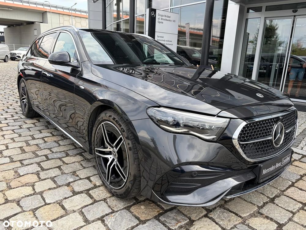 Mercedes-Benz Klasa E 300 de PHEV 4-Matic AMG 9G-Tronic - 1