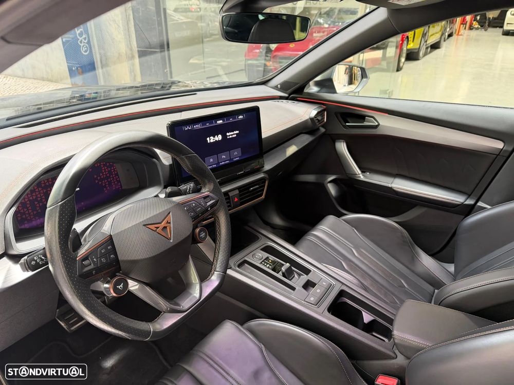 Cupra Formentor 2.5 TSI 4Drive DSG VZ5 - 11
