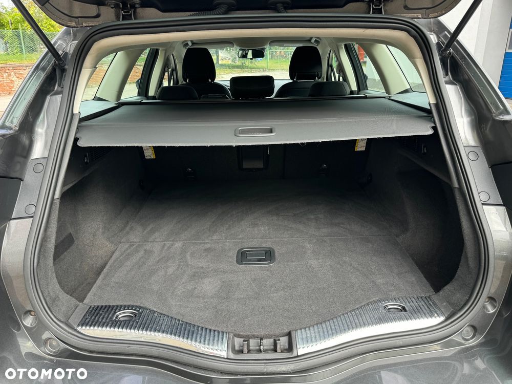 Ford Mondeo - 18