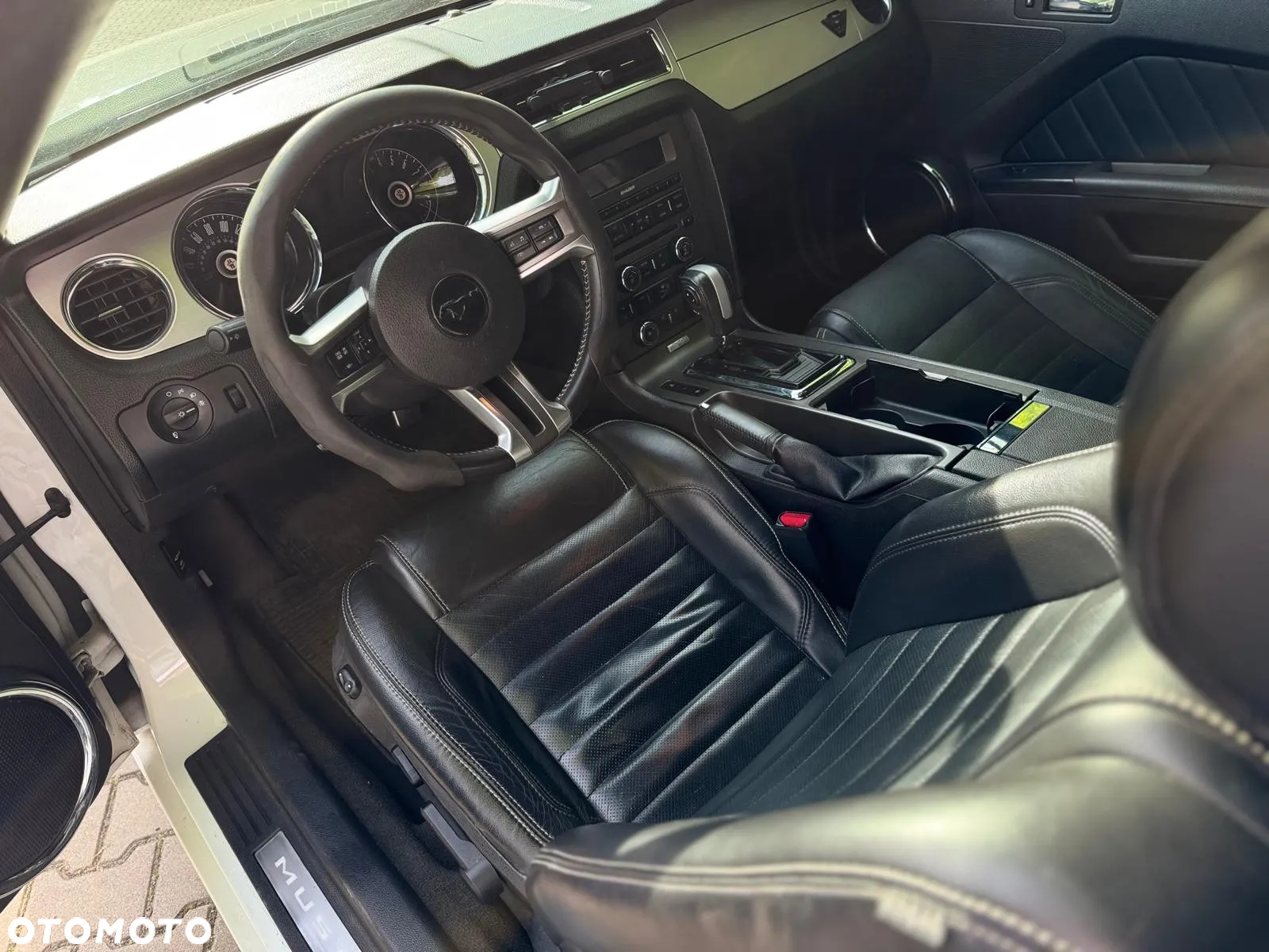 Ford Mustang 3.7 V6 Premium - 9