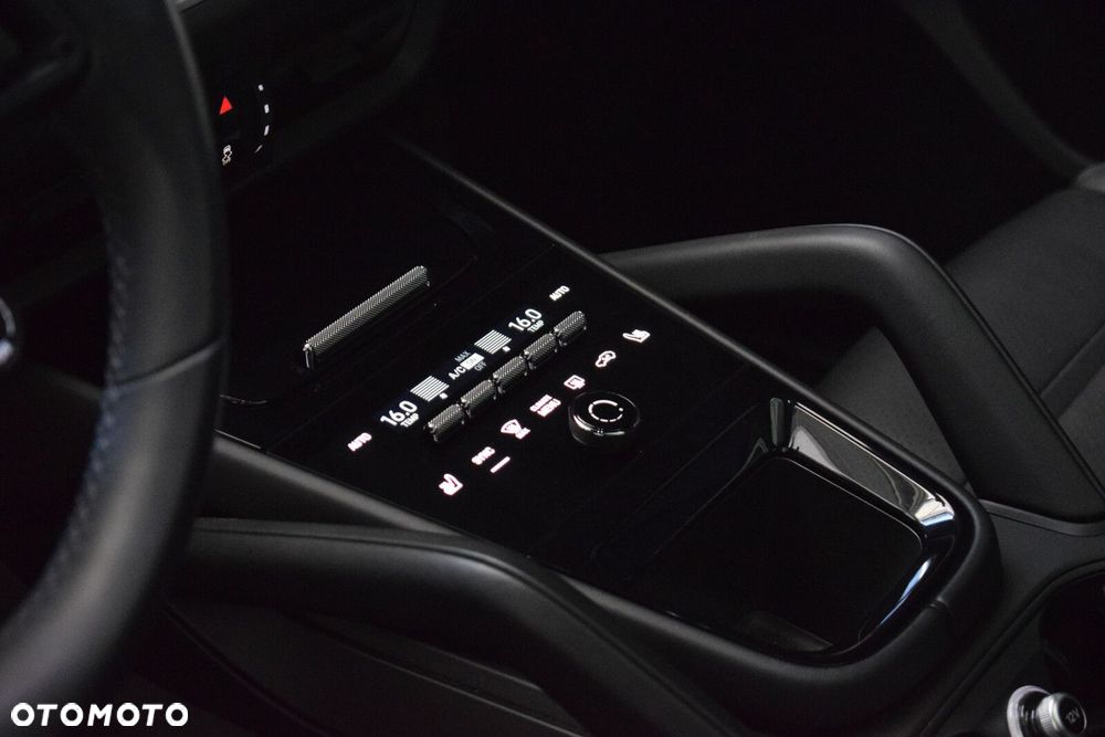 Porsche Cayenne - 10