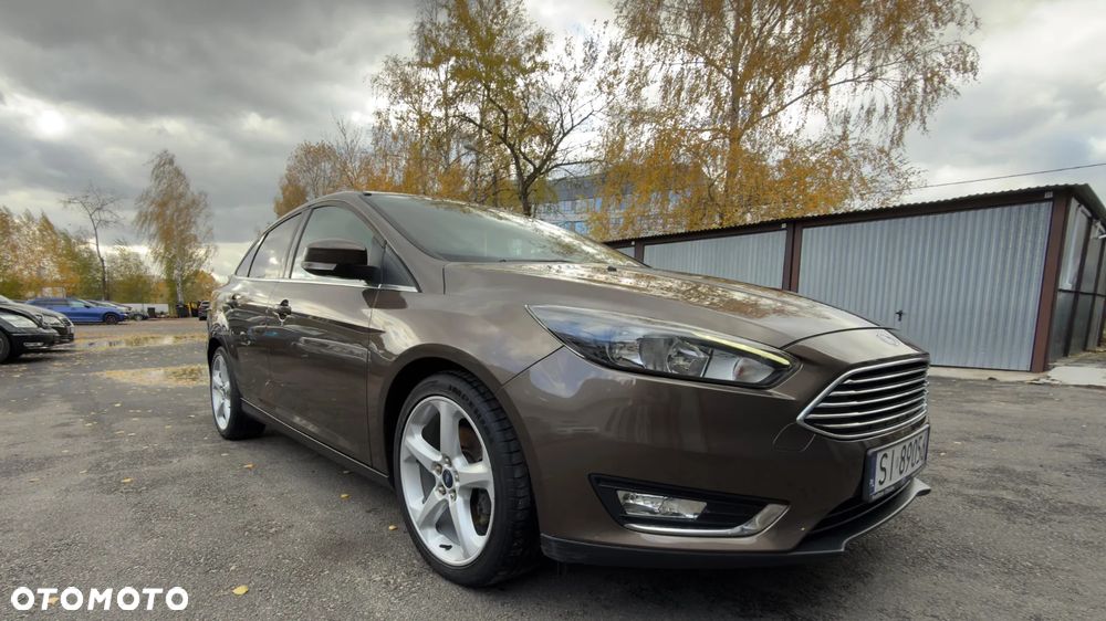 Ford Focus 1.5 EcoBoost Titanium ASS - 9