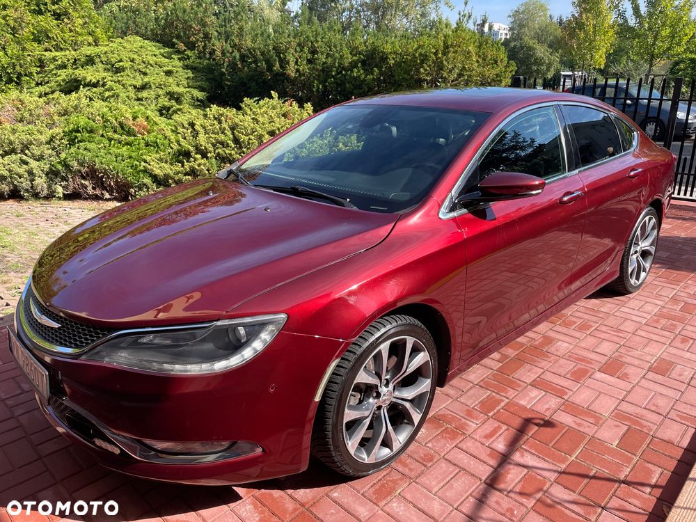 Chrysler 200 - 1