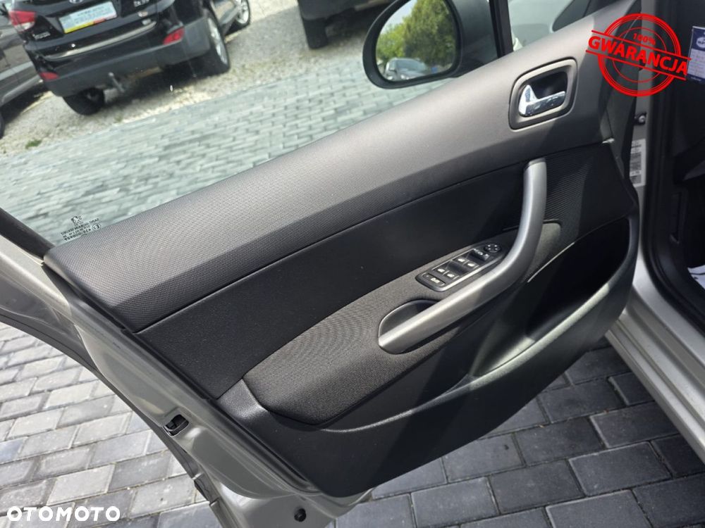 Peugeot 308 1.6 Premium - 36