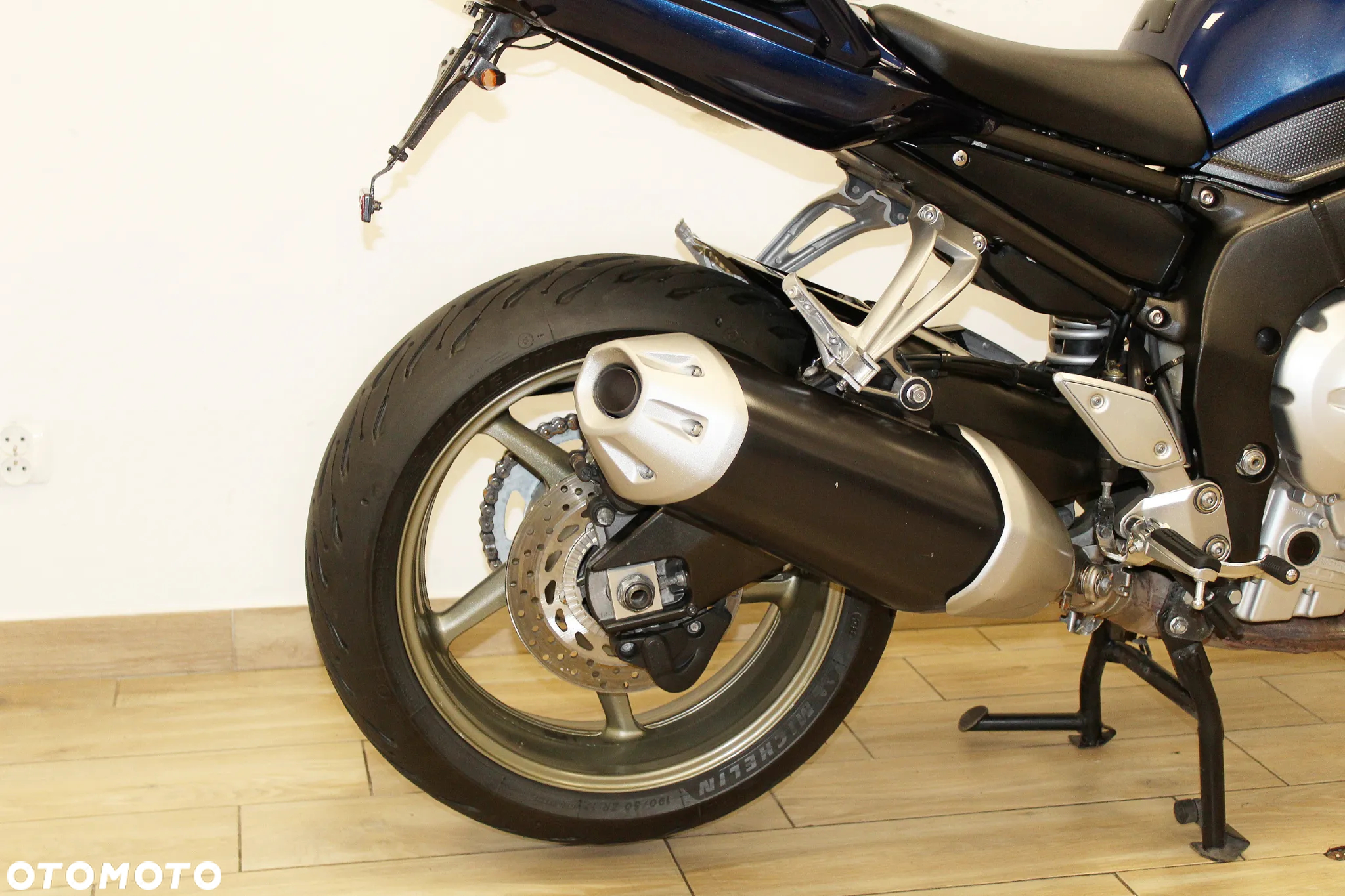 Yamaha FZ - 10