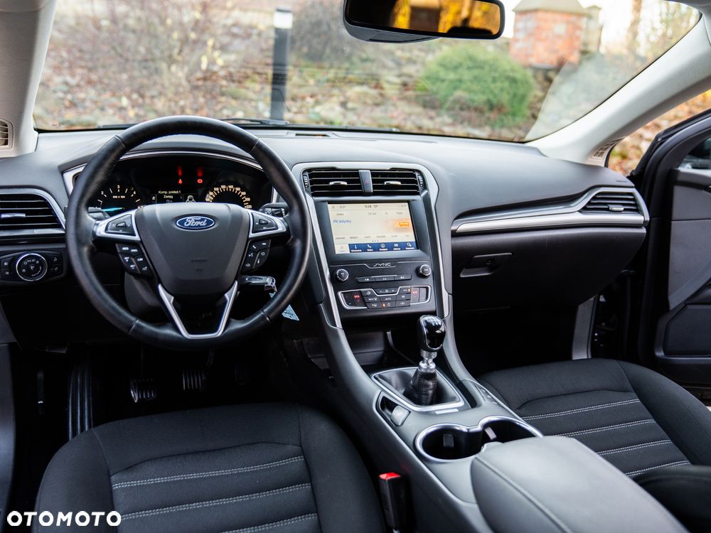 Ford Mondeo 2.0 TDCi Start-Stopp Titanium - 24