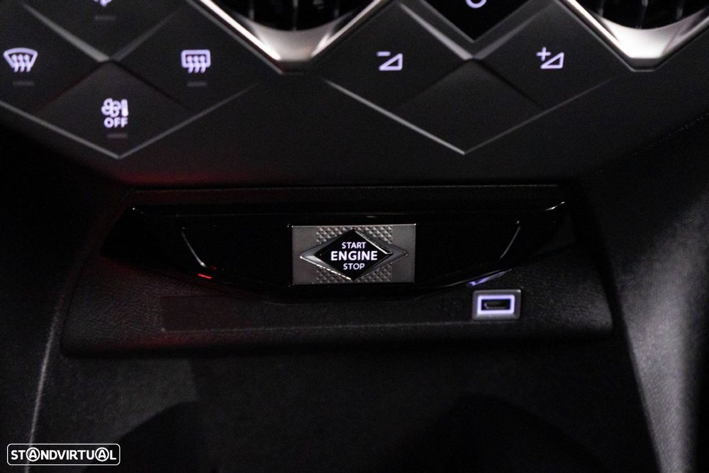 DS DS3 1.2 PureTech Performance Line - 21