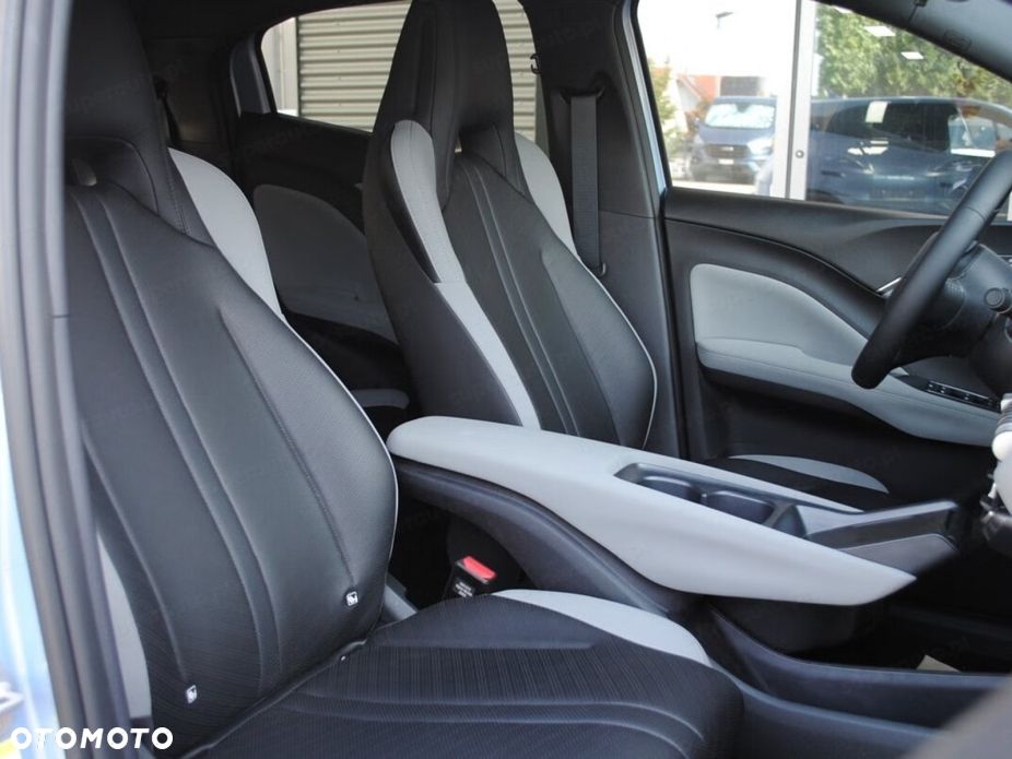 BYD Dolphin Surf - 10